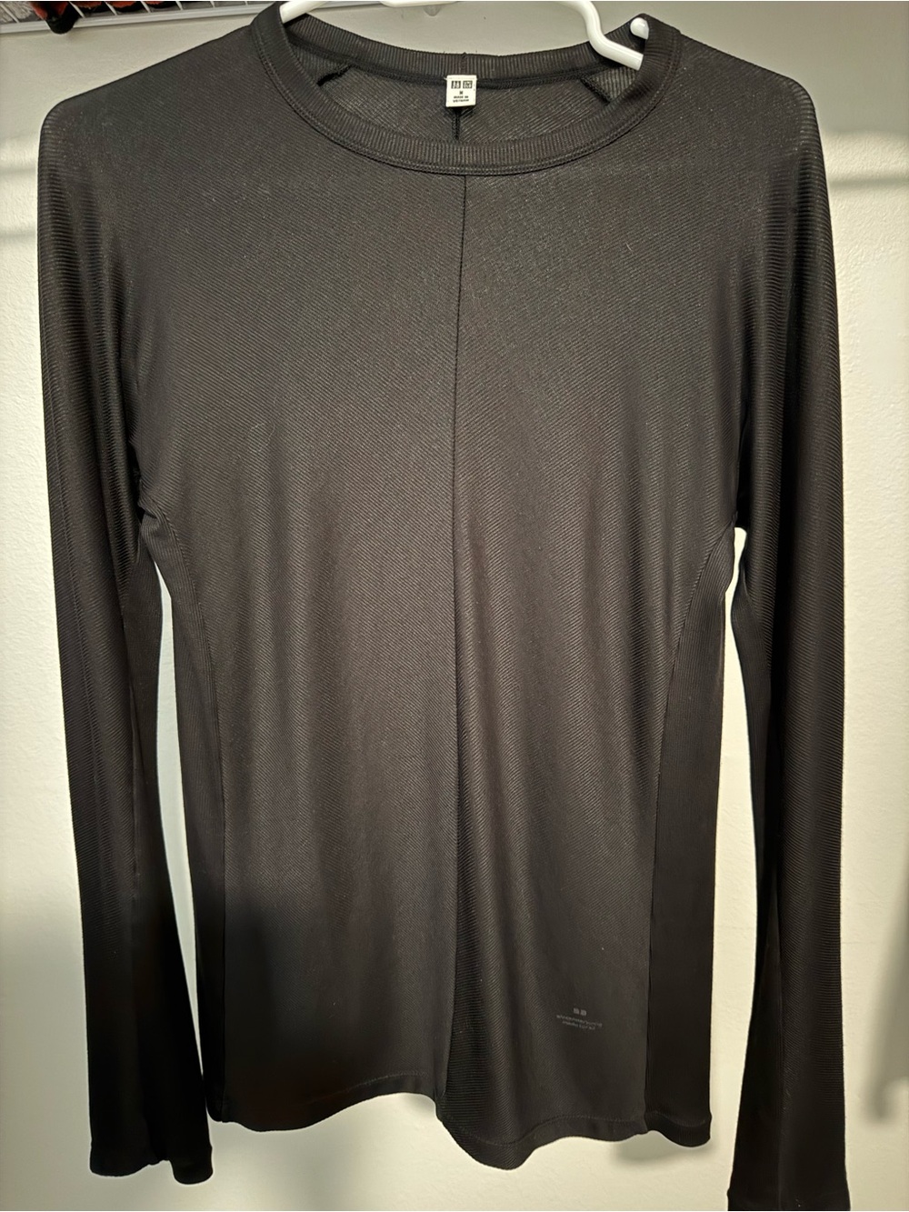 Uniqlo Black Long Sleeve Performance Shirt Womens medium